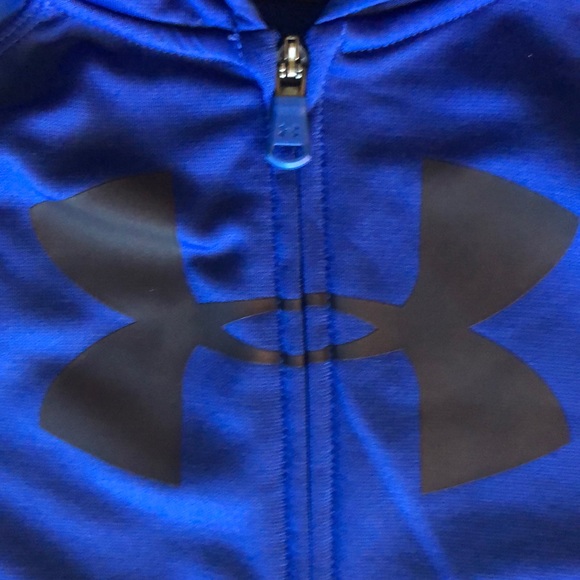 NWT!  2T UA Big Logo shattered print zip up hoodie - Picture 3 of 5